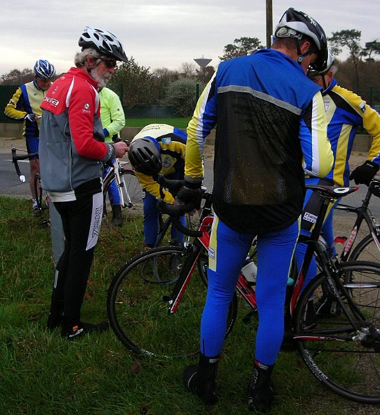 2011-12-20 11 La Madeleine Ca repare.JPG